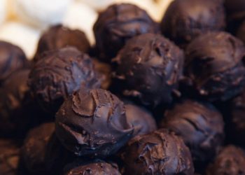 Bitter Çikolata Gününüz Kutlu Olsun