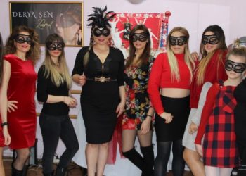 Derya Şen melekleriyle klip tanıttı