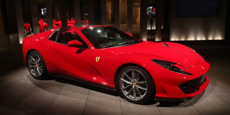 Dünyanın En Güçlü Seri Üretim Üstü Açık Otomobili Ferrari 812 GTS Türkiye’de!