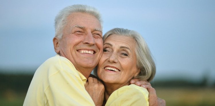 Pandemi Döneminde Yaşlılarda Ev Kazası ve Kalça Kırıklarına Dikkat!