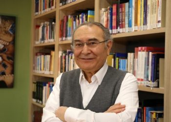 Prof. Dr. Nevzat Tarhan, Çocukla duvar örmek yerine köprü kurulmalı