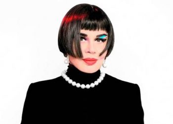 Sezen Aksu’nun yeni şarkısı ‘Sen Ciddisin’