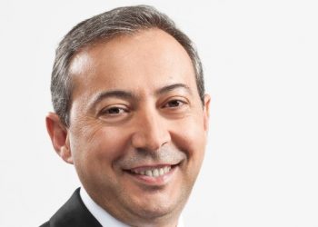 “Yeni mezunlar 8-10 civarında kariyer edinecek”